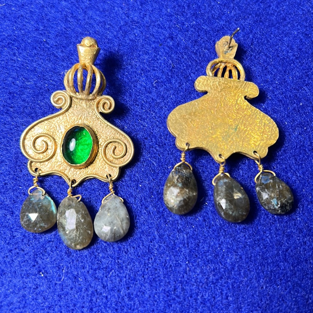 Gorgeous vintage costume earrings - Picture 3 of 4